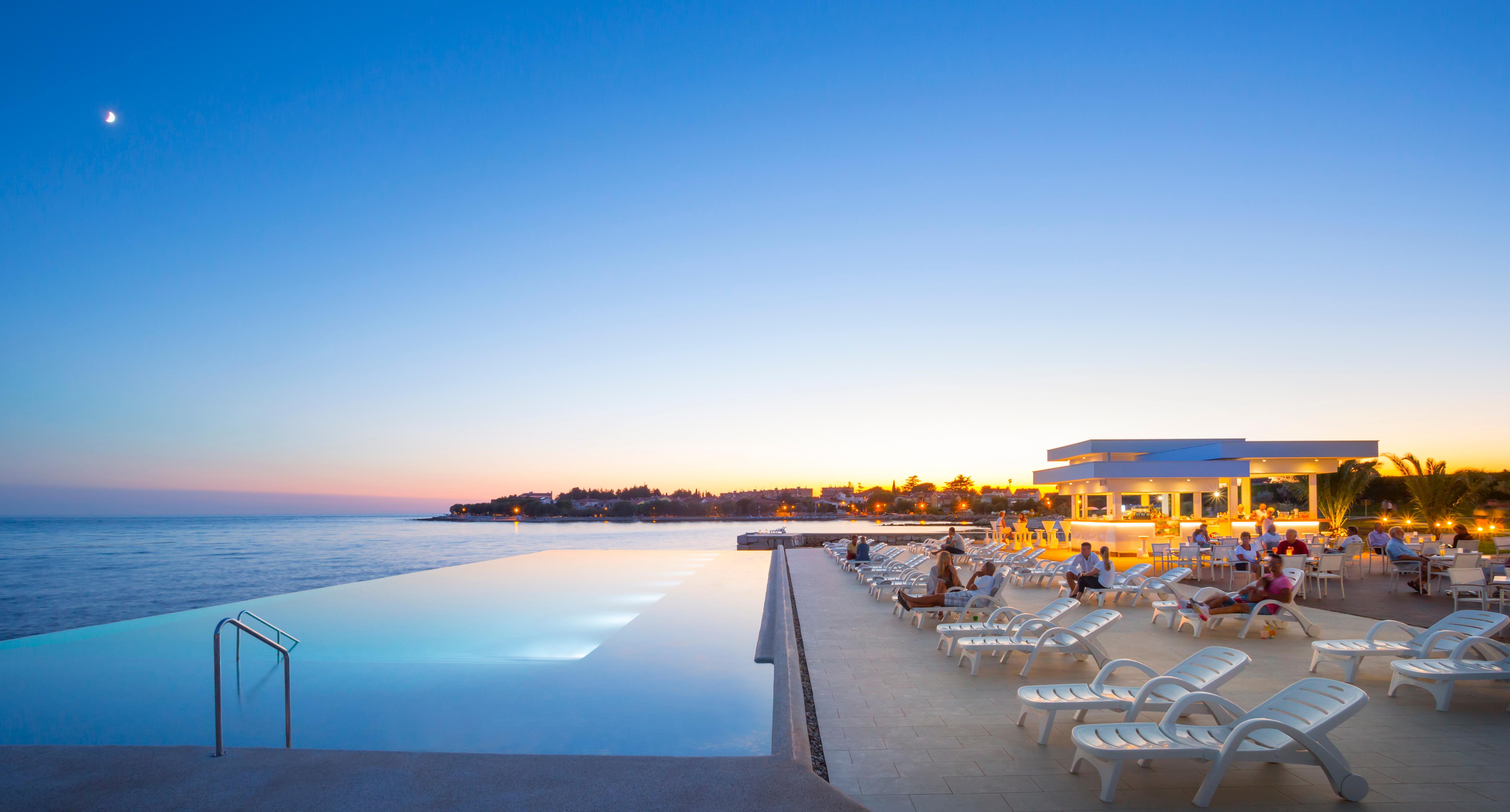 Aminess Vival Maestral Hotel Novigrad Istria Esterno foto