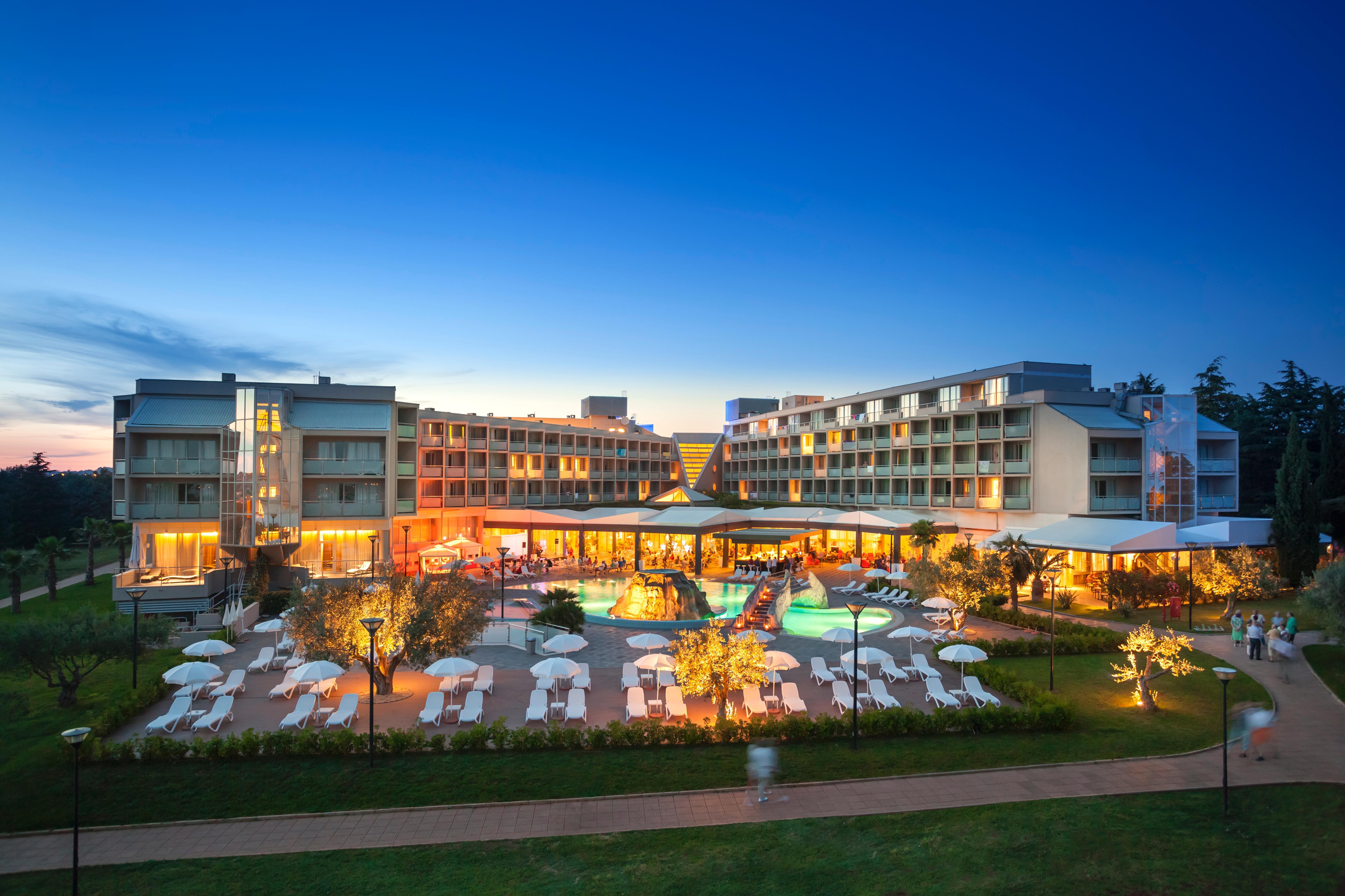 Aminess Vival Maestral Hotel Novigrad Istria Esterno foto