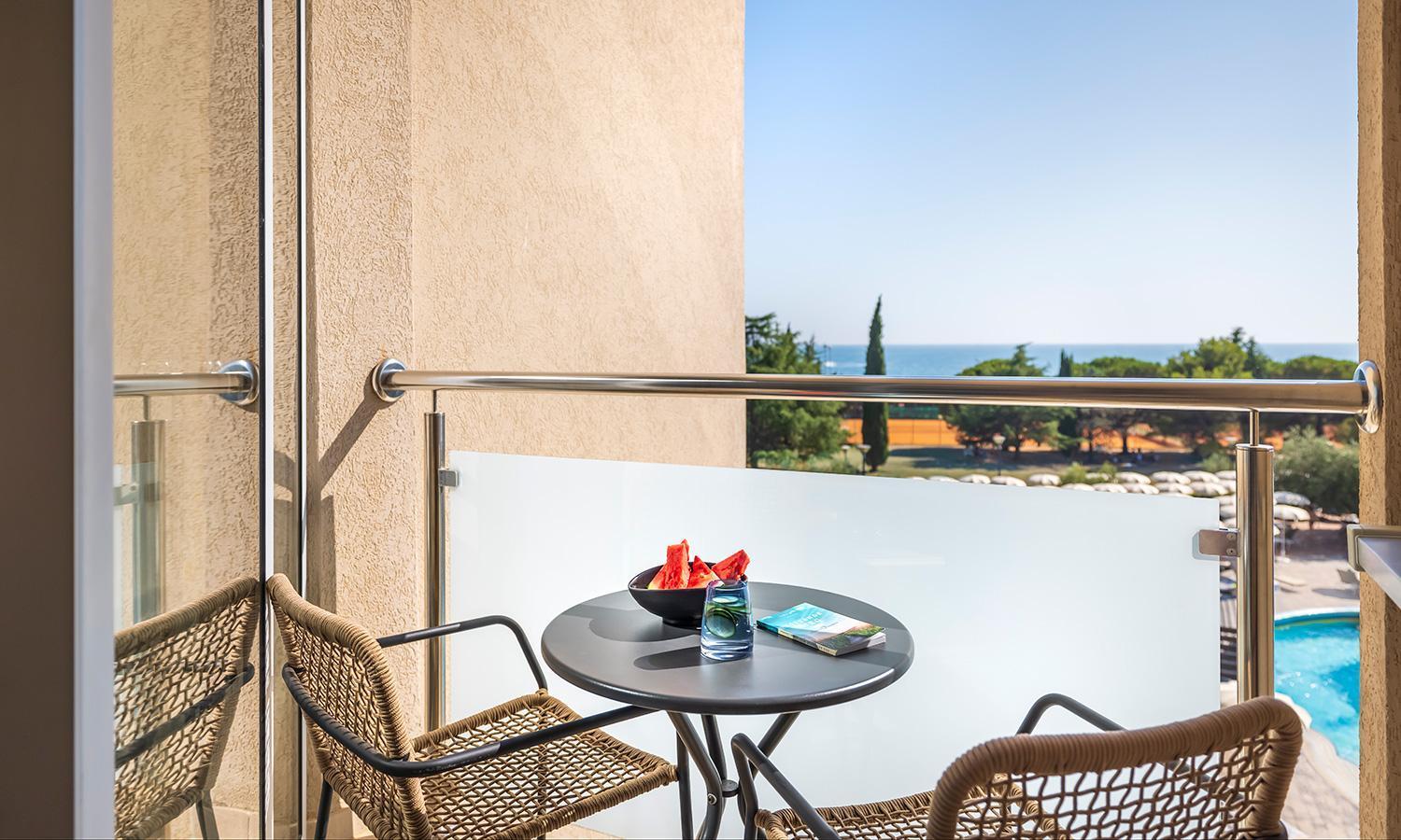 Aminess Vival Maestral Hotel Novigrad Istria Esterno foto
