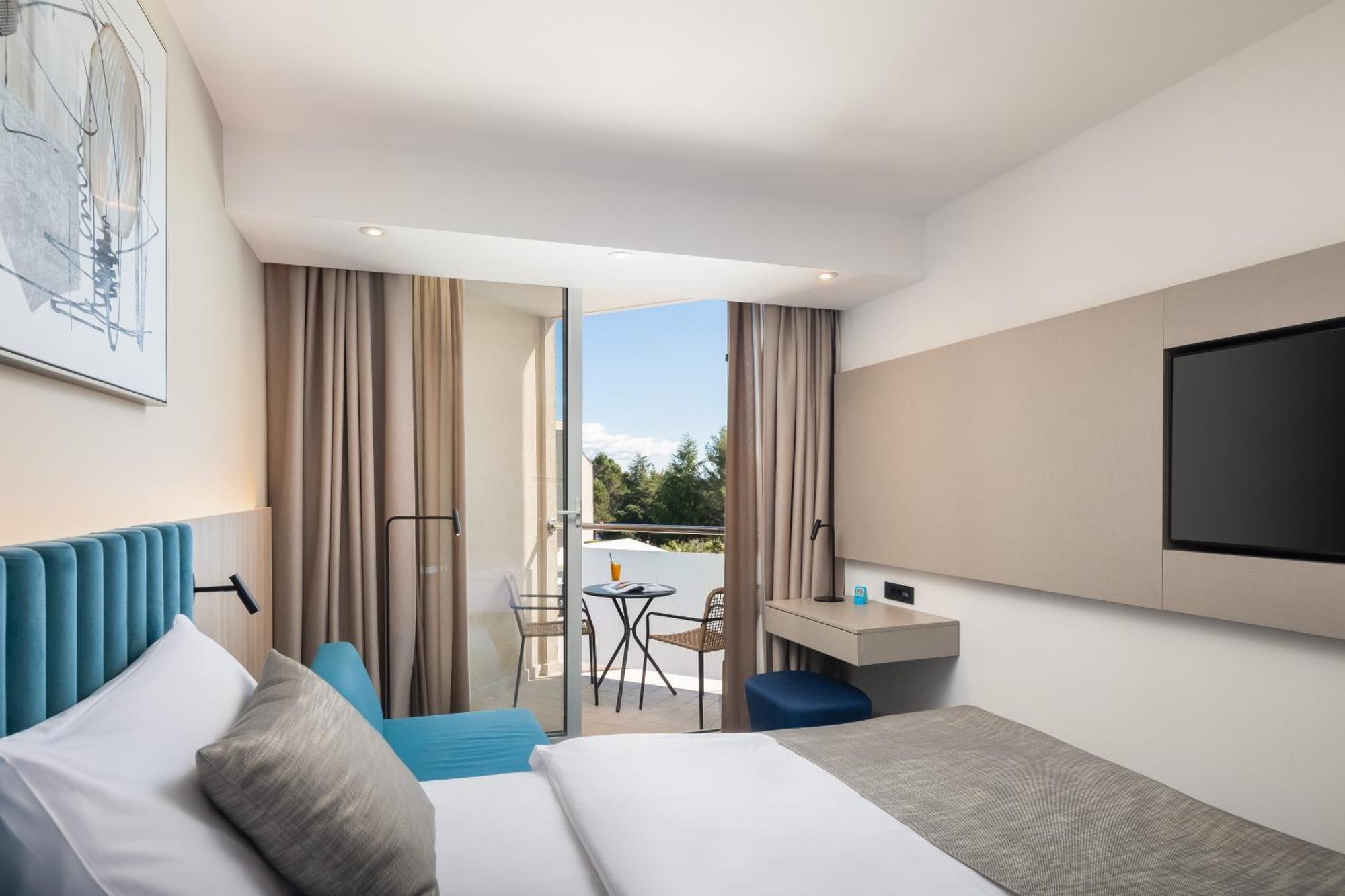 Aminess Vival Maestral Hotel Novigrad Istria Esterno foto